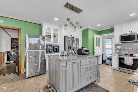 Kitchen - 302 S Pine St, Benson, NC 27504 photo 2 of 5