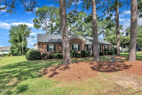 Exterior - 302 S Pine St, Benson, NC 27504 photo 3 of 8