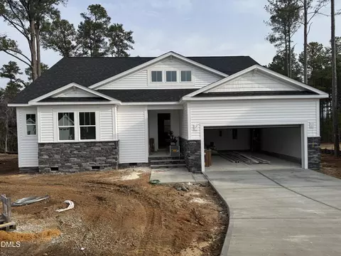 280 Golfview Ave, Benson, NC 27504