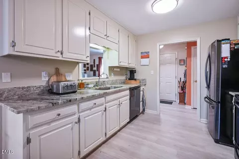 6701 Westborough Dr, Raleigh, NC 27612 photo 14