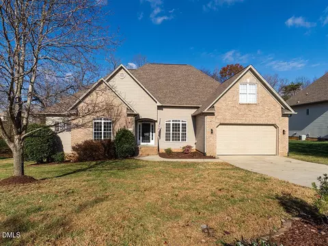 4543 Freedom Dr, Burlington, NC 27215
