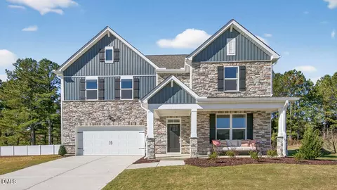 111 Pony Gallop Ln, Clayton, NC 27520