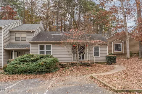 417 Applecross Dr, Cary, NC 27511