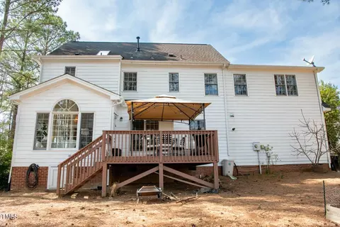Exterior - 307 Kellyridge Dr, Apex, NC 27502 photo 9 of 12