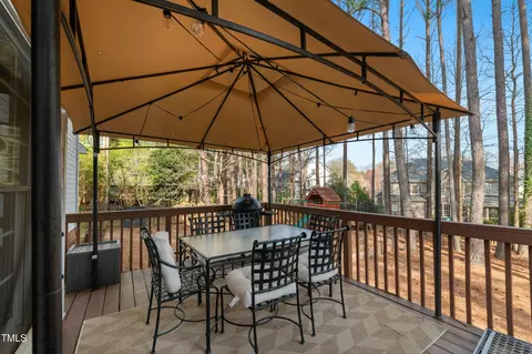 Exterior - 307 Kellyridge Dr, Apex, NC 27502 photo 6 of 12