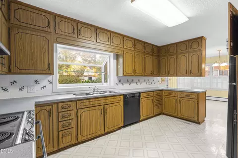 Kitchen - 103 E Meadowbrook Dr, Smithfield, NC 27577 photo 2 of 3