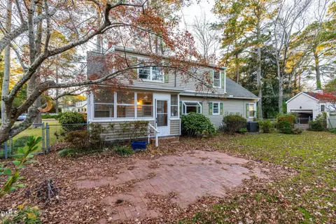 Exterior - 103 E Meadowbrook Dr, Smithfield, NC 27577 photo 4 of 7