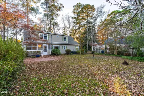 Exterior - 103 E Meadowbrook Dr, Smithfield, NC 27577 photo 5 of 7