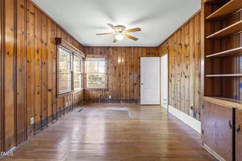 Living - 103 E Meadowbrook Dr, Smithfield, NC 27577 photo 7 of 7