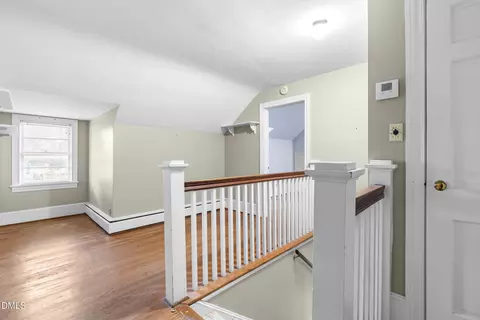 Entry Way - 103 E Meadowbrook Dr, Smithfield, NC 27577 photo 1 of 2