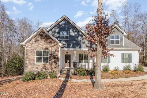 100 Lexington Ave, Zebulon, NC 27597