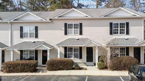 102 Licorice Dr, Apex, NC 27502