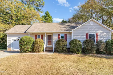 403 Garrison Ave, Clayton, NC 27520