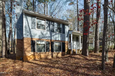 1006 Suterland Rd, Cary, NC 27511