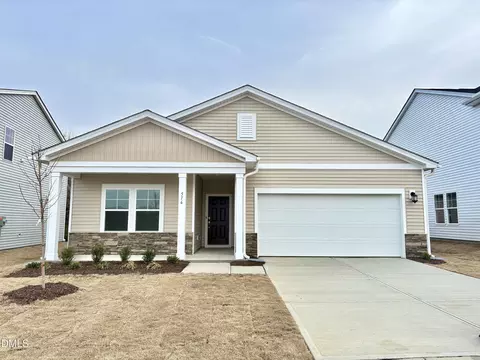 516 Venetian Dr, Sanford, NC 27332