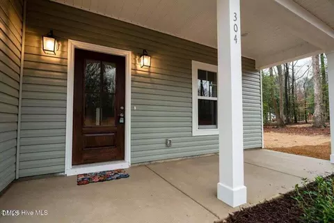 304 Monroe Rd, Cameron, NC 28326 photo 2