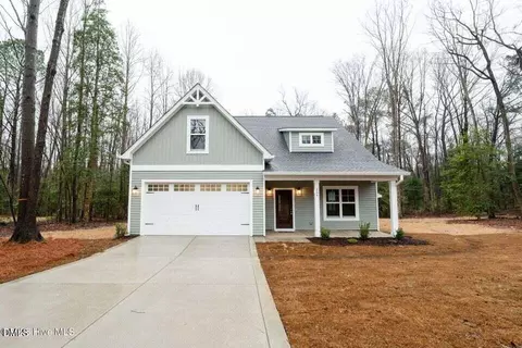 304 Monroe Rd, Cameron, NC 28326