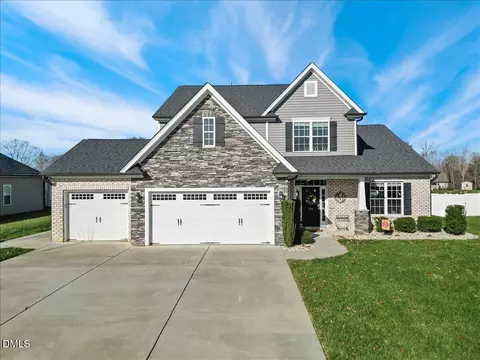 126 Gracie Ln, Clemmons, NC 27012