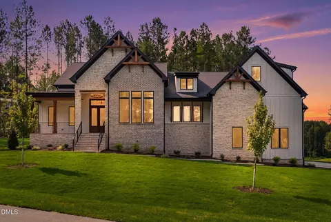 85 Ashbrooke Falls Dr, Franklinton, NC 27525