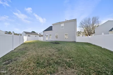Exterior - 6 Cibola Ct, Durham, NC 27713 photo 4 of 5