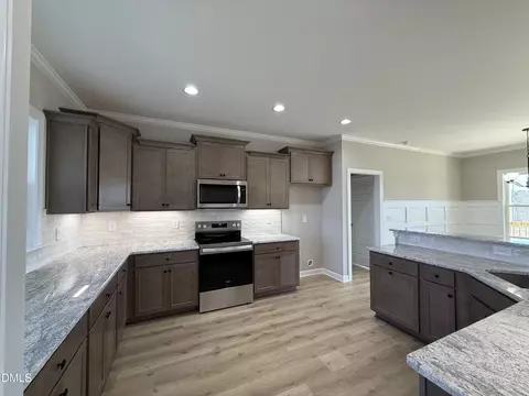 250 Tee Dr, Selma, NC 27576 photo 5