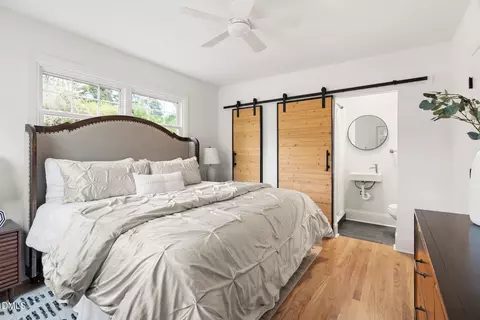 Bedroom - 2712 Elgin St, Durham, NC 27704 photo 4 of 5