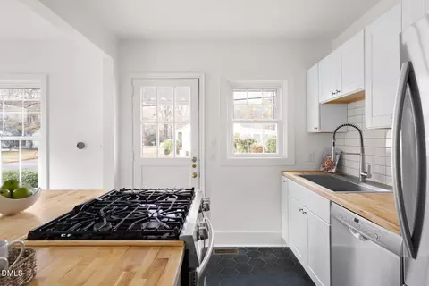 Kitchen - 2712 Elgin St, Durham, NC 27704 photo 4 of 5