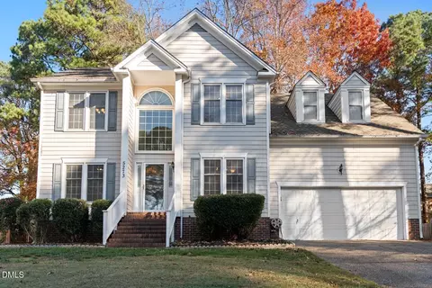 5273 Fairmead Cir, Raleigh, NC 27613