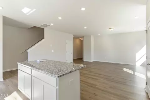220 Courtside Dr, Dunn, NC 28334 photo 7