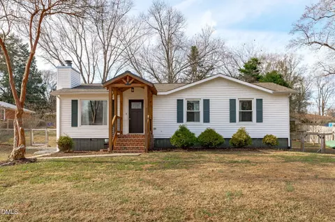 31 Lockville St N, Pittsboro, NC 27312