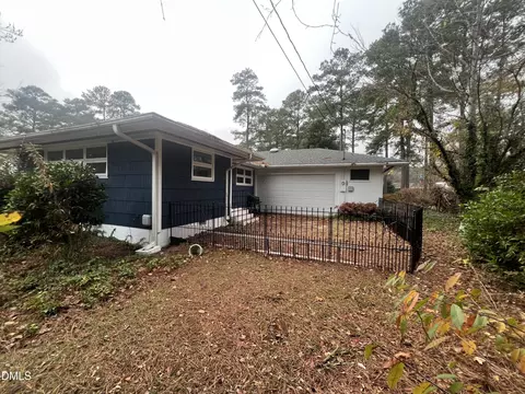 1117 S 1st St, Smithfield, NC 27577 photo 2