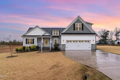 88 Bodacious Ln, Benson, NC 27504