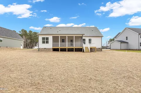 228 Freedom Rdg Dr, Smithfield, NC 27577 photo 4