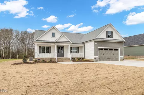 228 Freedom Rdg Dr, Smithfield, NC 27577 photo 2