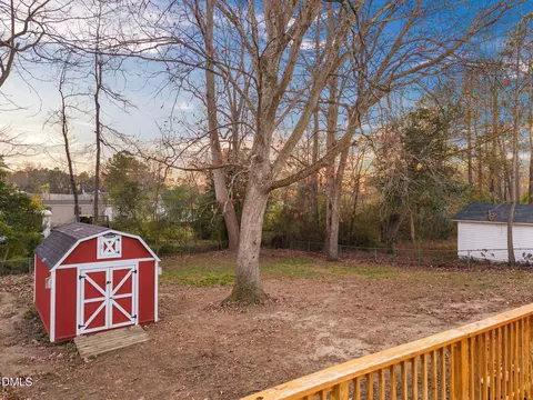 Exterior - 5869 Deans St, Bailey, NC 27807 photo 5 of 13