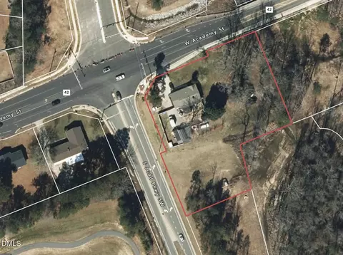 629 W Academy St, Fuquay Varina, NC 27526