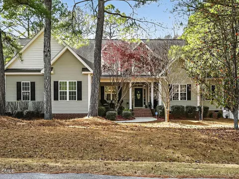 32 Bridgeport Cir, Archer Lodge, NC 27527