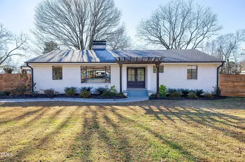 507 W Salisbury St, Pittsboro, NC 27312
