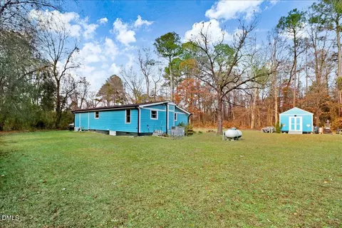 415 Barbour Rd, Smithfield, NC 27577 photo 8