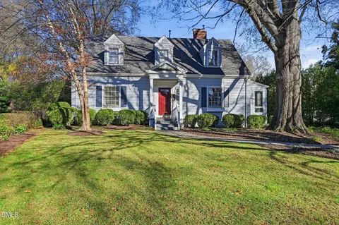 533 Parkview Dr, Burlington, NC 27215