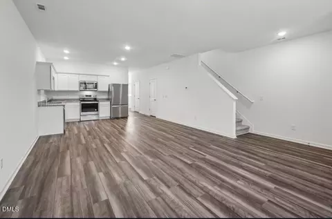 2139 Glen Crossing Dr, Durham, NC 27704 photo 13