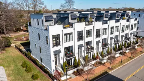 127 E Park St, Cary, NC 27511 photo 5