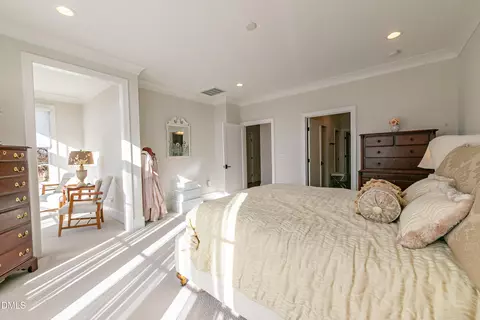 127 E Park St, Cary, NC 27511 photo 40