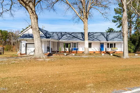 215 Old Stancil Rd, Kenly, NC 27542