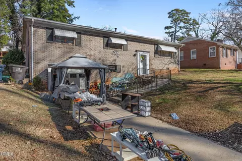 304 Forestrose Dr, Lexington, NC 27295
