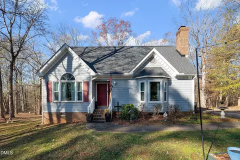 312 Long Needle Dr, Clayton, NC 27520