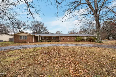 2407 Saddle Club Rd, Burlington, NC 27215