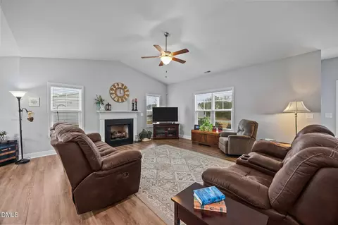 Living - 126 Arrow Ln, Middlesex, NC 27557 photo 1 of 2