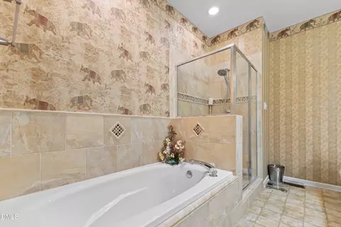 111 Colchis Ct, Cary, NC 27513 photo 20