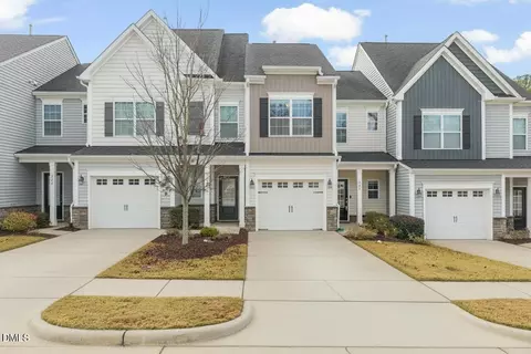 225 Gulley Glen Dr, Garner, NC 27529